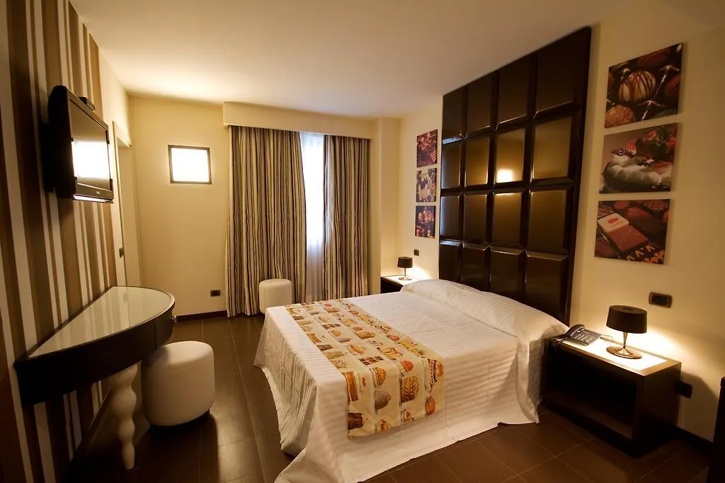 Invilladiserio Hotel Villa di Serio