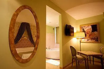 Invilladiserio Hotel